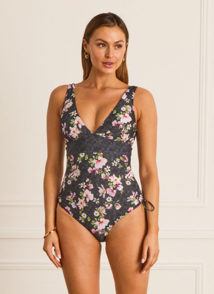 Aster Ava One Piece